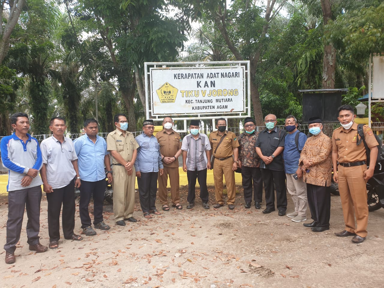 Pemkab Agam Diminta Tegas Atasi Kisruh Wali-KAN di Tiku V Jorong