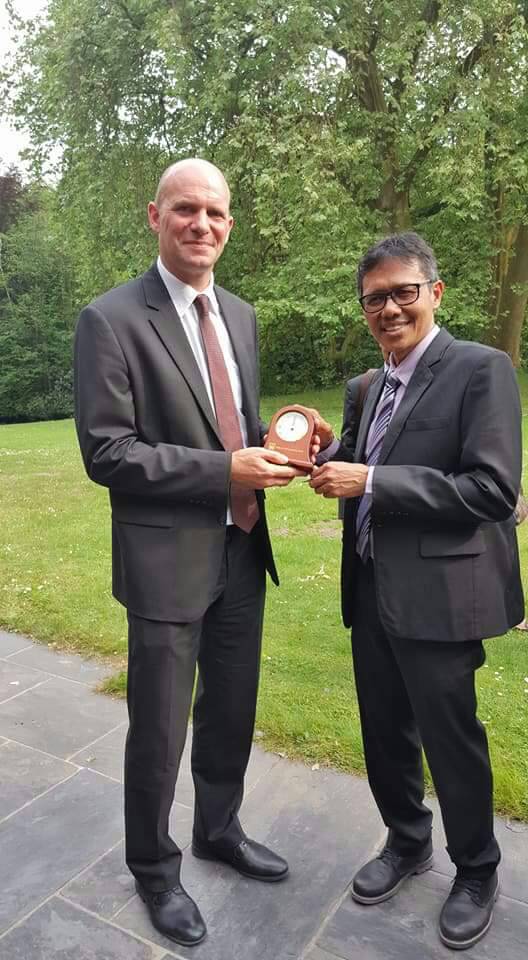 GUBERNUR SUMBAR DIUNDANG PERUSAHAAN MULTI INTERNASIONAL BELGIA