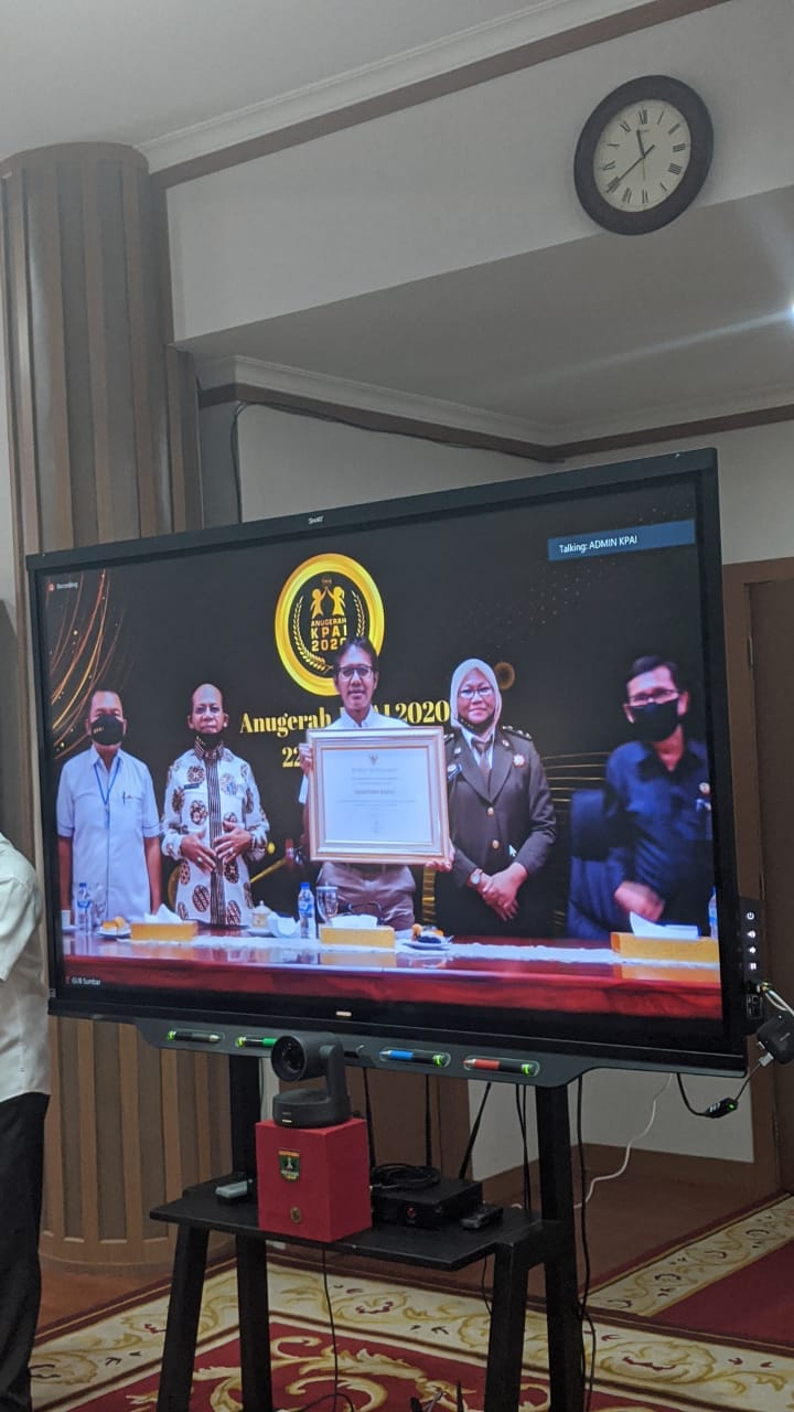 Peduli Anak, Sumbar Raih Penghargaan Dalam KPAI Award 2020