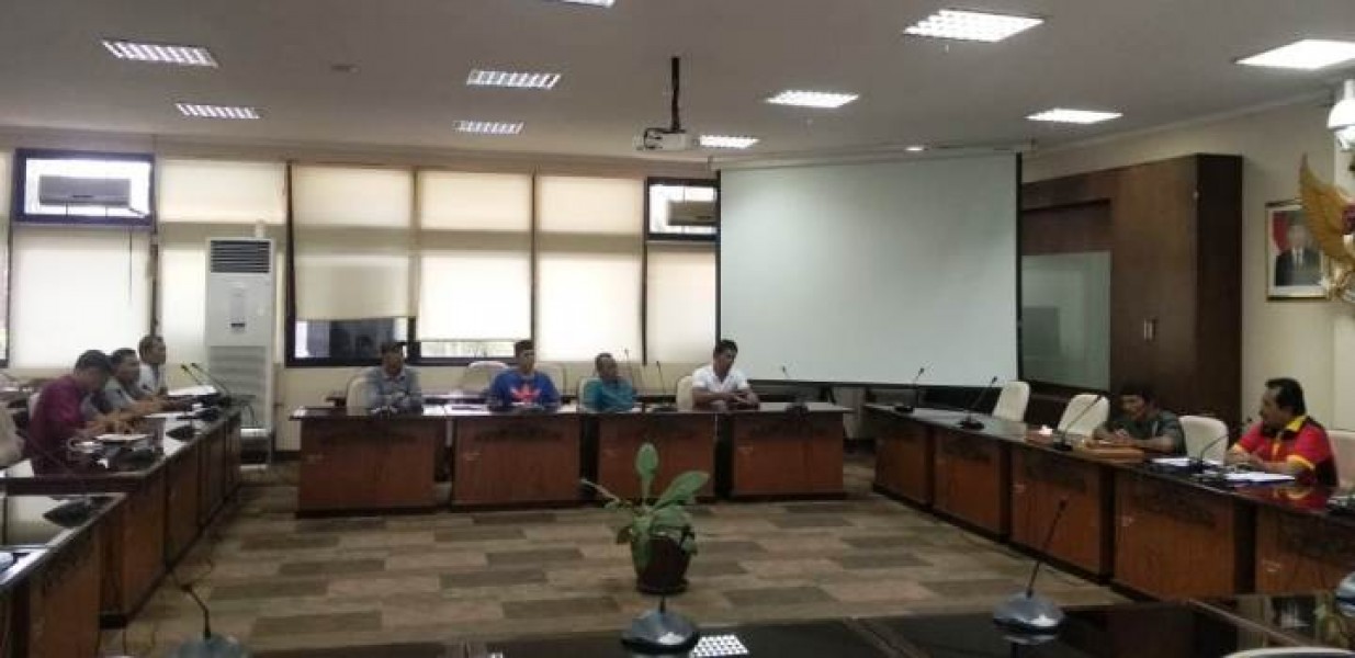 Nelayan Ikan Bilih Danau Singkarak Adukan Keresahan ke DPRD Sumbar