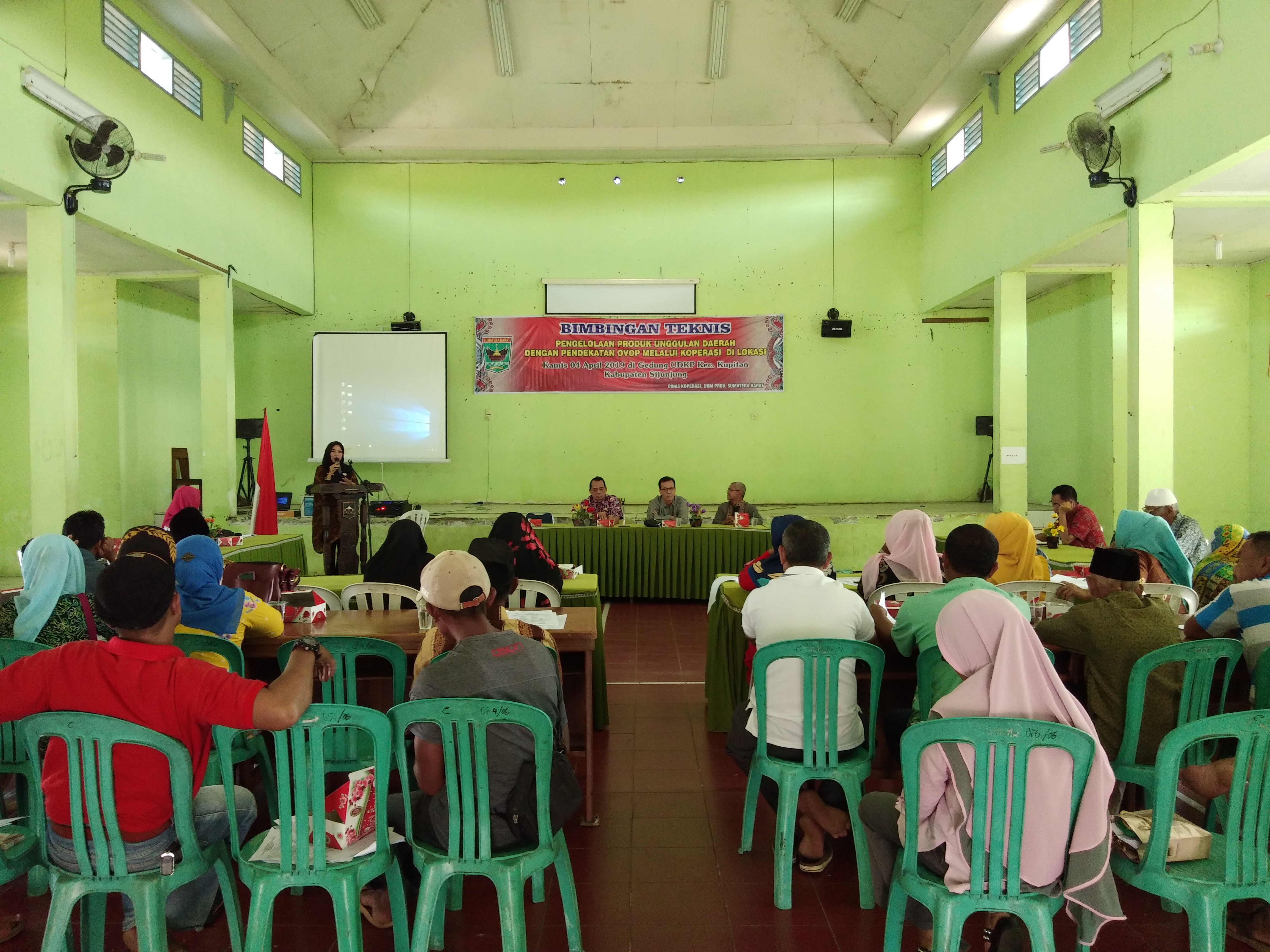 Bimtek PUD dengan Pendekatan OVOP Melalui Koperasi di Sijunjung
