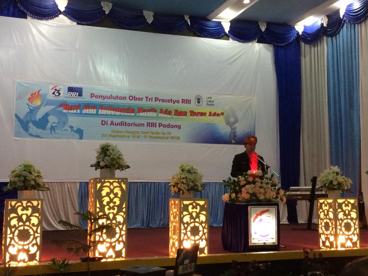 Penyulutan Obor Tri Prasetya RRI Tandai Peringatan HUT RRI ke-73 di Padang