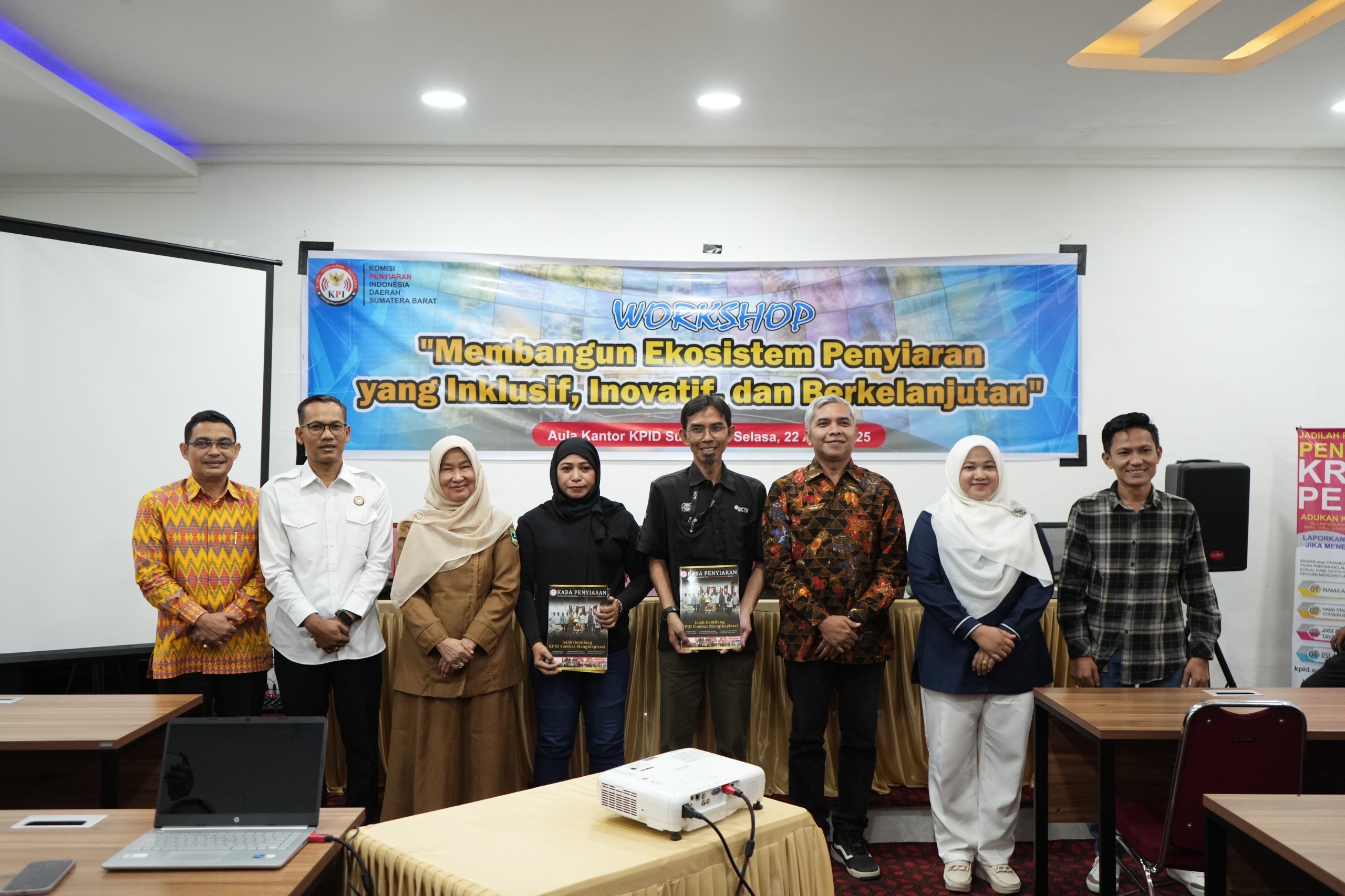 Kepala Diskominfotik Sumbar Tekankan Pentingnya Industri Penyiaran yang Tetap Eksis di Tengah Derasnya Digitalisasi