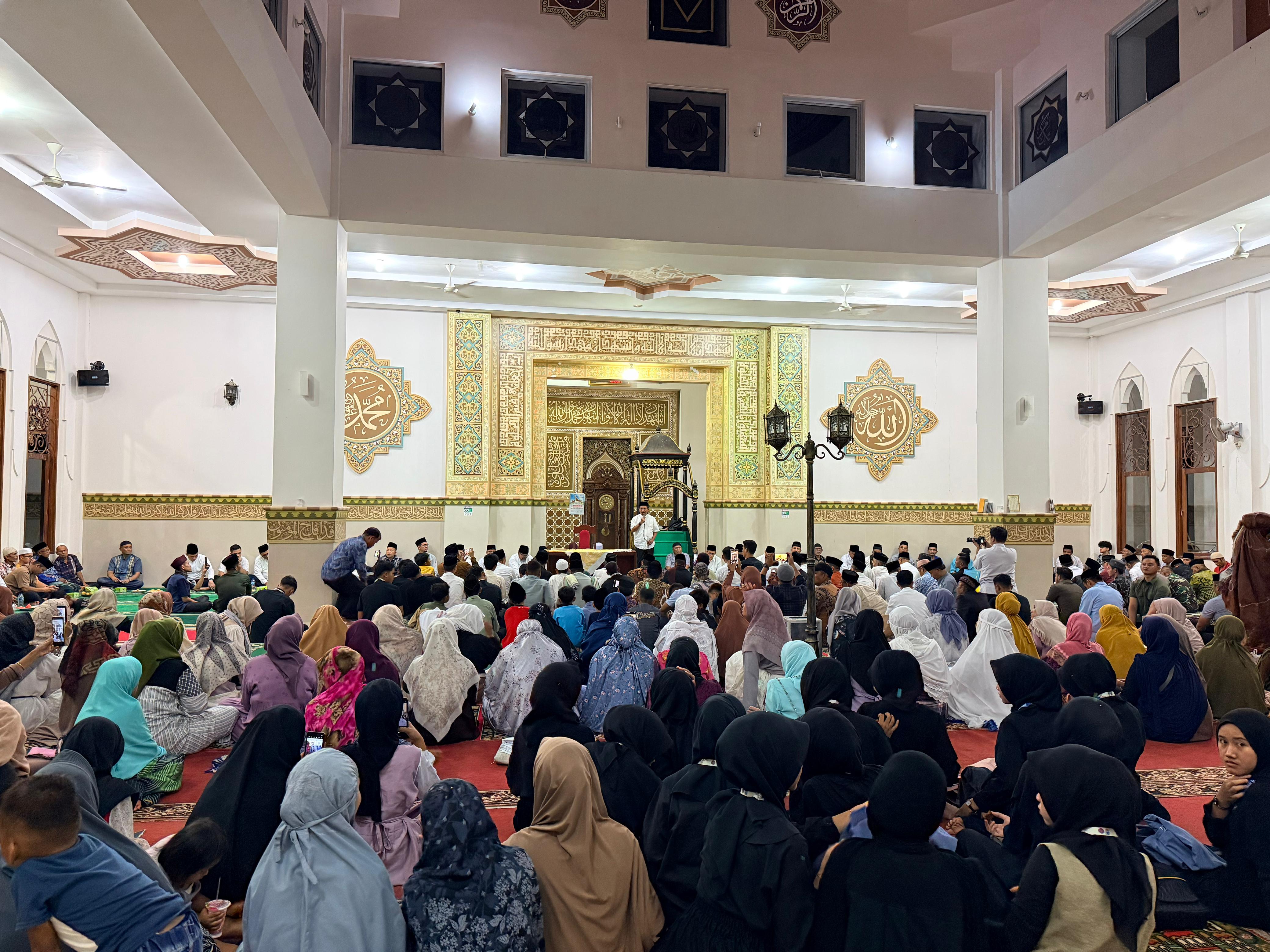 Safari Ramadan di Sungai Geringging, Pemprov Sumbar Salurkan Bantuan bagi Masyarakat