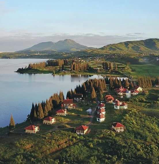 Danau Maninjau