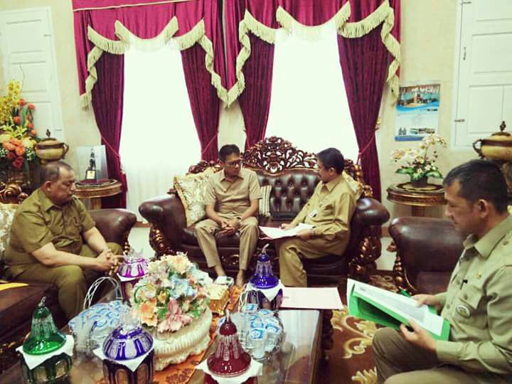 Gubernur Sumbar Berdiskusi Dengan OPD