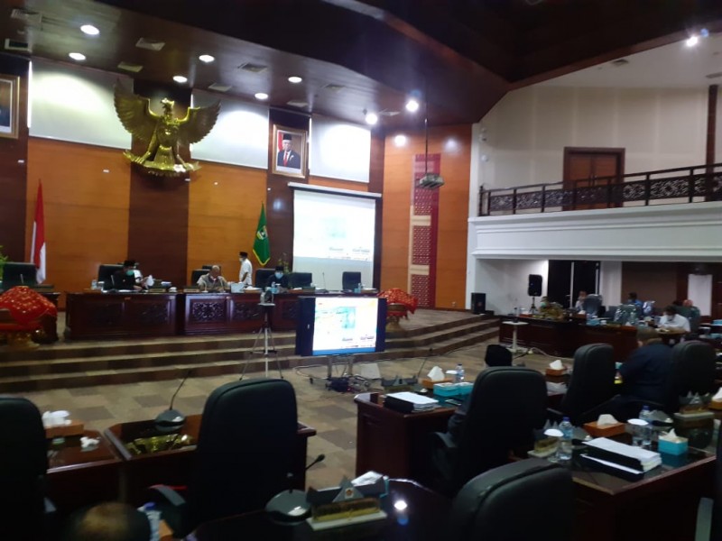 DPRD Sumbar kebut pembahasan Ranperda adaptasi Covid-19