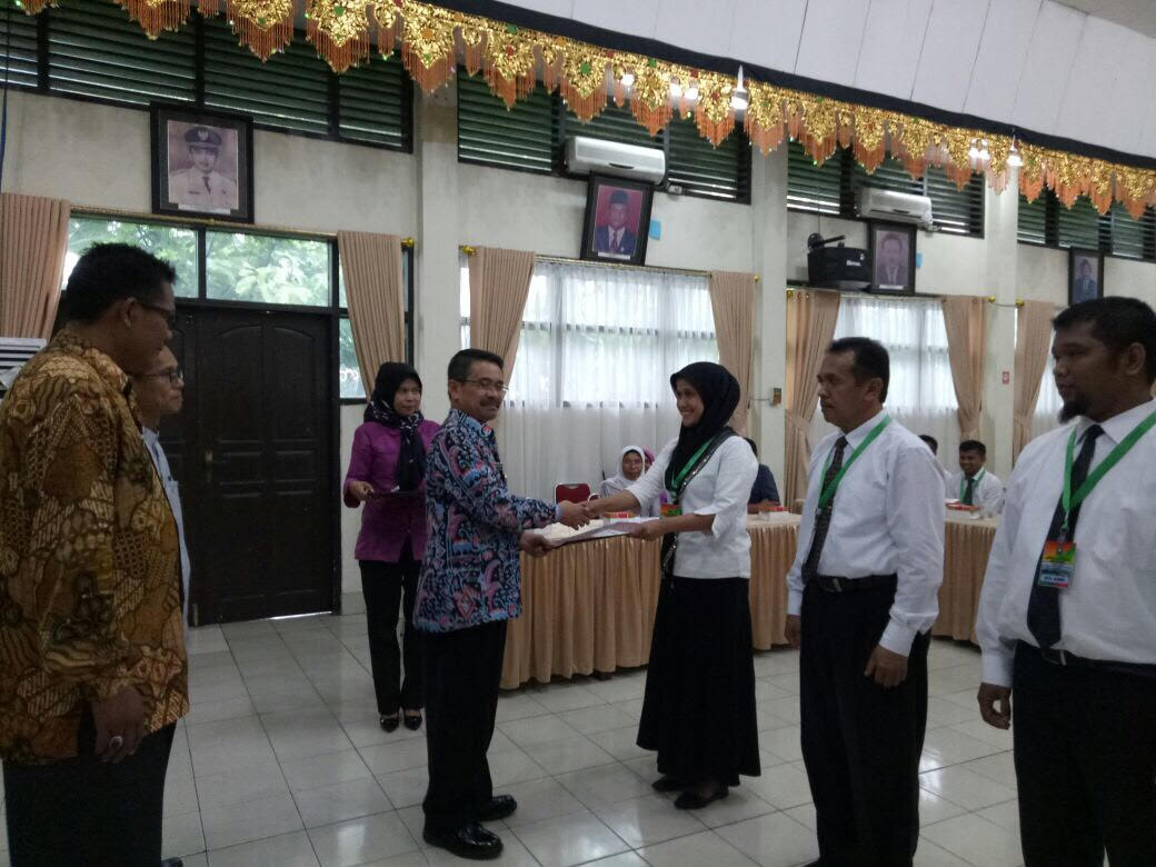 PENUTUPAN DIKLAT PENGELOLAAN KEUANGAN DAERAH ANGKATAN III DI LINGKUNGAN PEMERINTAH KABUPATEN SOLOK