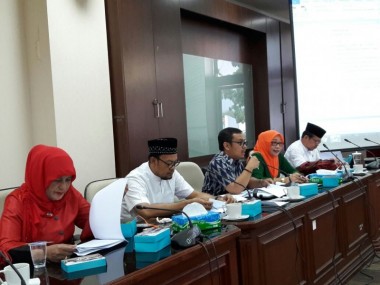 Komisi I DPRD Sumbar Terus Matangkan Pembahasan Ranperda E Goverment
