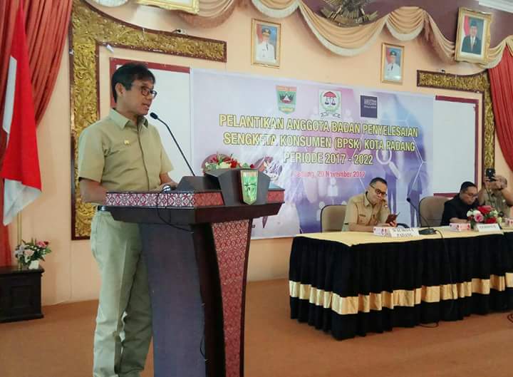 Gubernur Irwan Prayitno Lantik BPSK Kota Padang