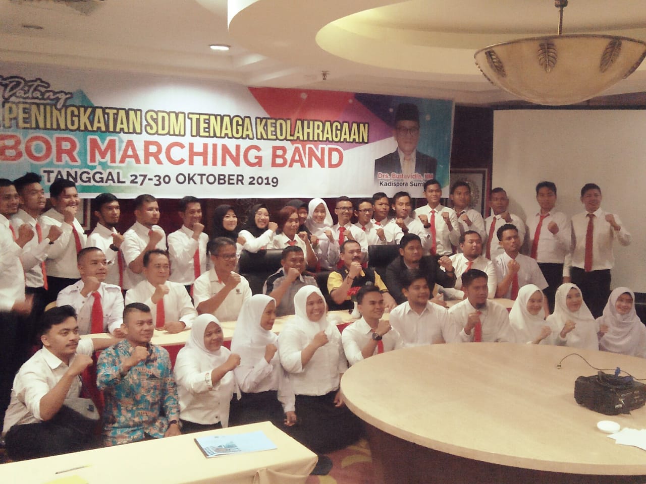 YULIARMAN BUKA PELATIHAN PENINGKATAN SDM PELATIH MARCHING BAND
