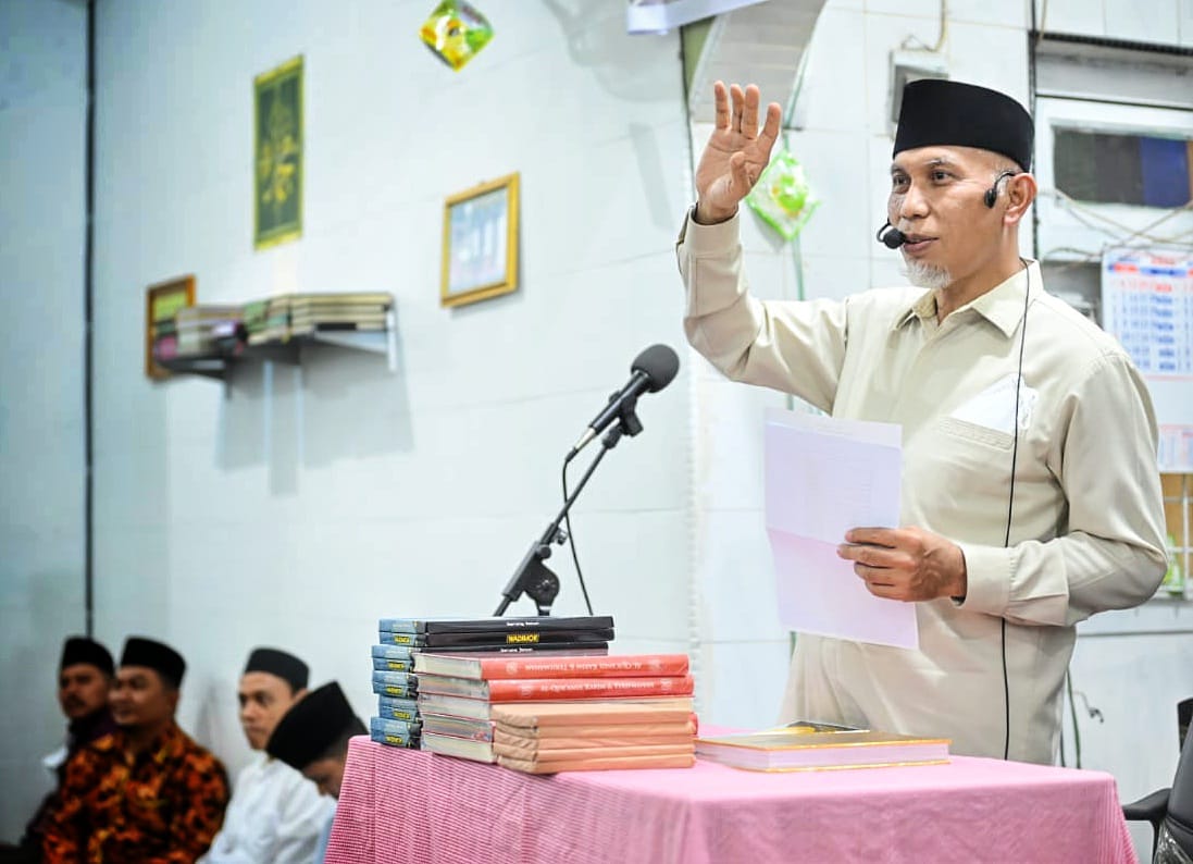 TOLAK DISEBUT MARKAS NII, GUBERNUR: SUMBAR ADALAH PENYAMBUNG NYAWA NKRI
