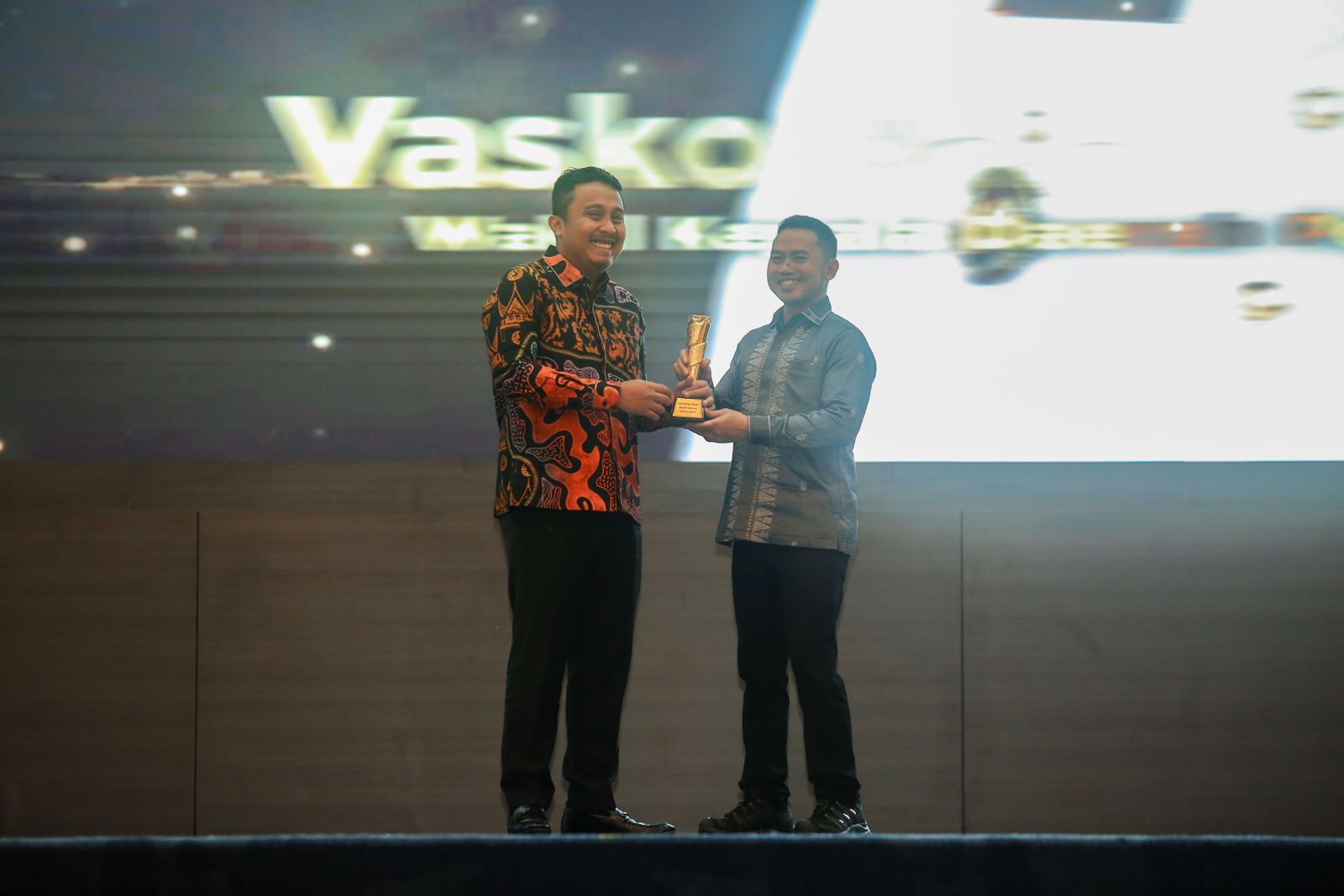 Terima Parlemen Jurnalis Award, Wagub Vasko: Ini Milik Masyarakat Sumatera Barat