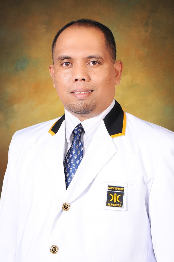 Rafdinal Pasca Kebakaran SMA 1 Lubuk Basung Harus Segera Pulih