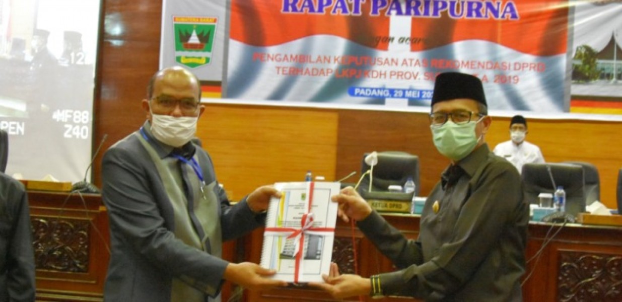 DPRD Sumbar Tetapkan Rekomendasi LKPJ Kepala Daerah 2019