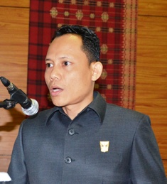 Sumbar Bahas Ranperda Bentuk BUMD Sektor Energi