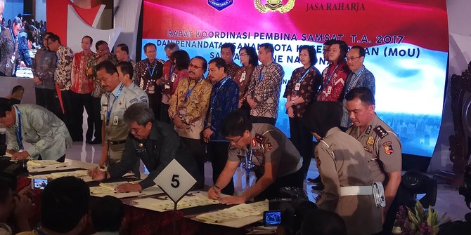 7 PROVINSI GABUNG E-SAMSAT, BAYAR PAJAK KENDARAAN TAK PERLU KE DAERAH ASAL