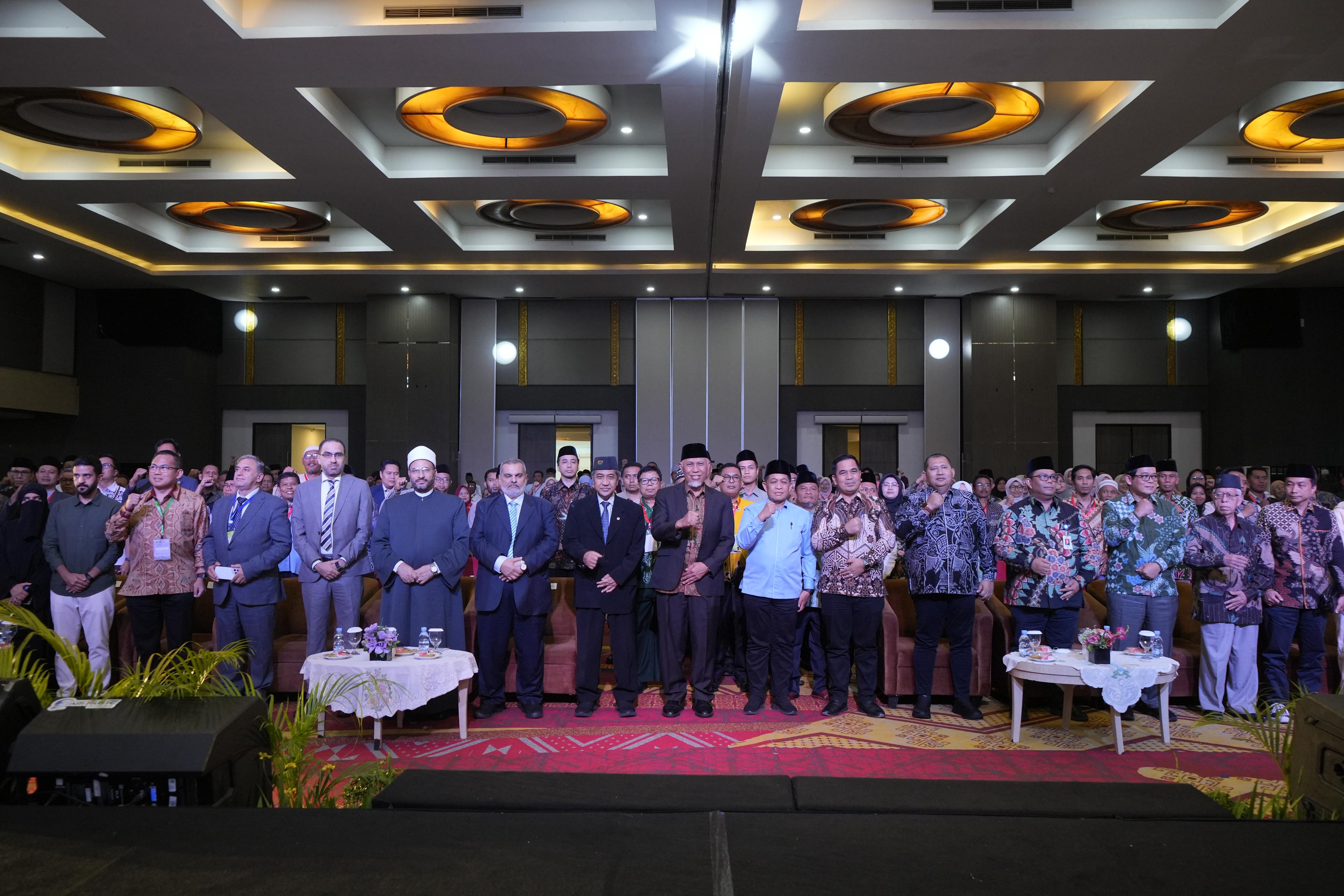 Konferensi Wakaf Internasional 2025 Resmi Ditutup: Sumbar Siap Jadi Episentrum Wakaf Nasional