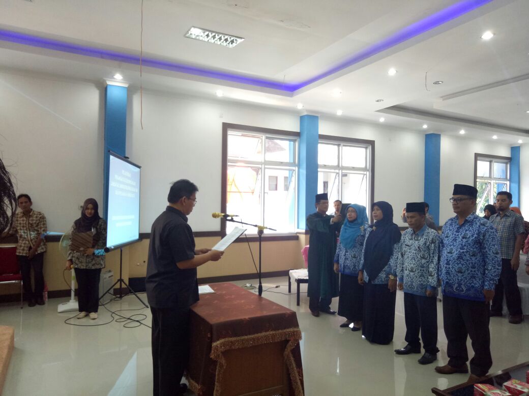 Kadis Kominfo Lantik Pejabat Eselon III dan IV di Lingkungan Dinas Kominfo Prov. Sumbar