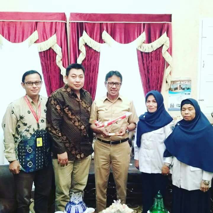 Air Asia Siap Layani Peberbangan Padang-Singapura