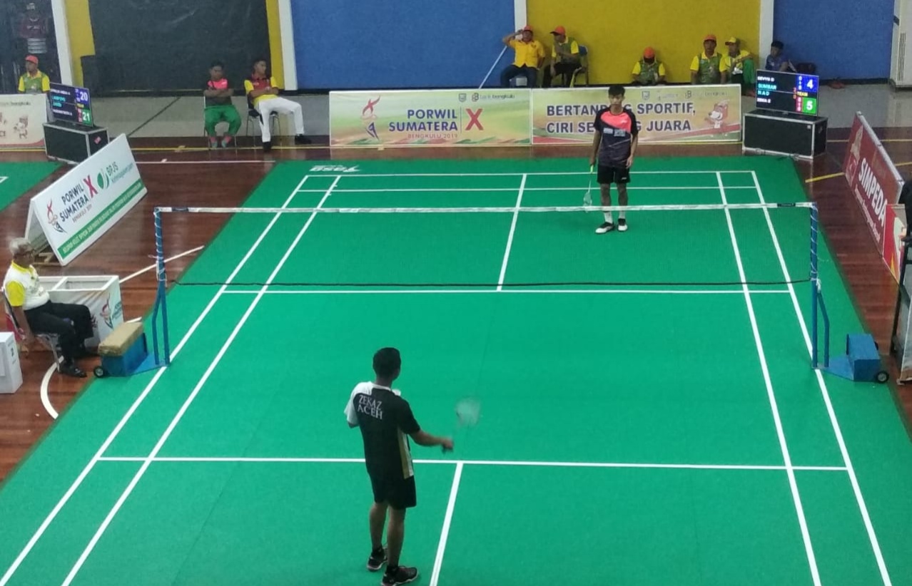 HARI PERTAMA, TIM BULUTANGKIS SUMBAR TUNDUKAN ACEH 