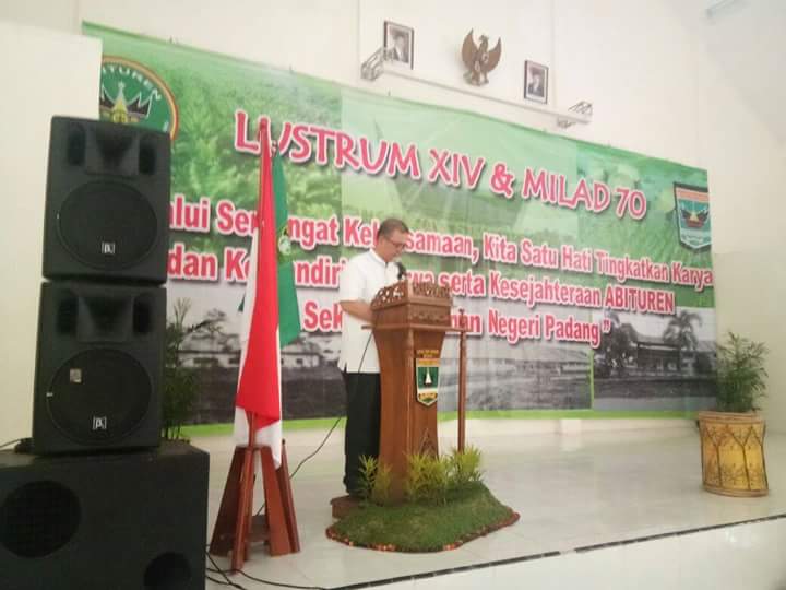 Wagub Nasrul Abit Hadiri Lustrum XlV & Milad ke-70 SMK Pertanian Pembangunan Negeri Padang
