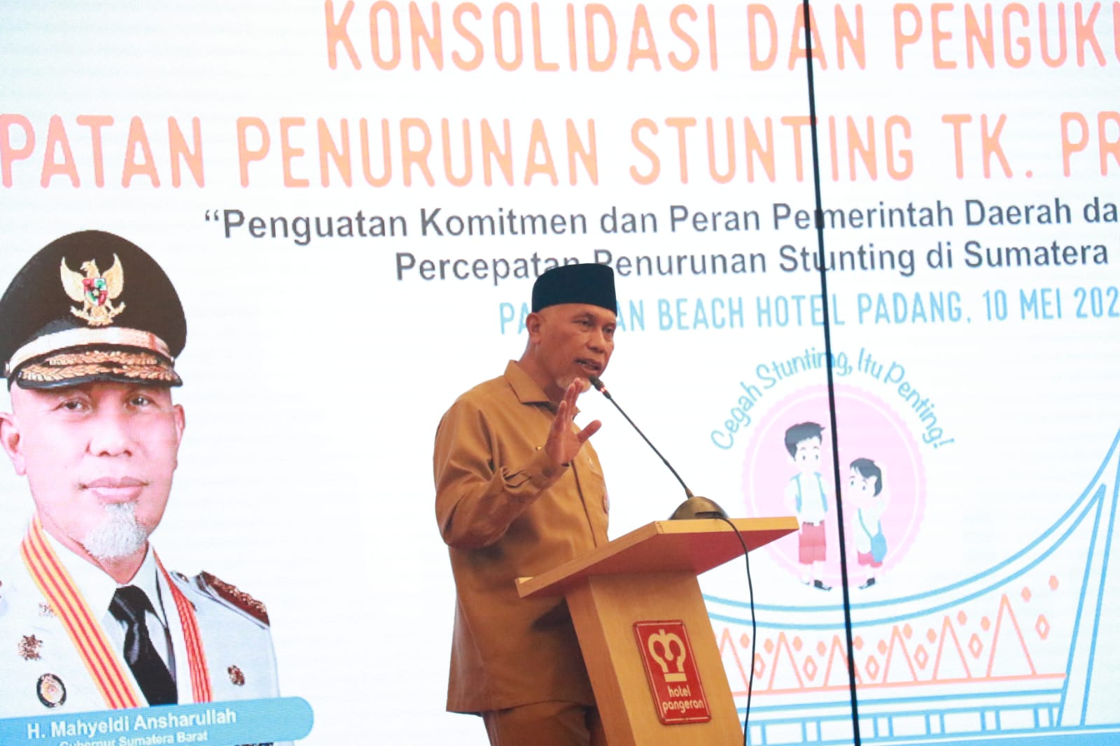 Target Turun Hingga 14 Persen, Gubernur Sumbar Kukuhkan Tim Percepatan Penurunan Stunting