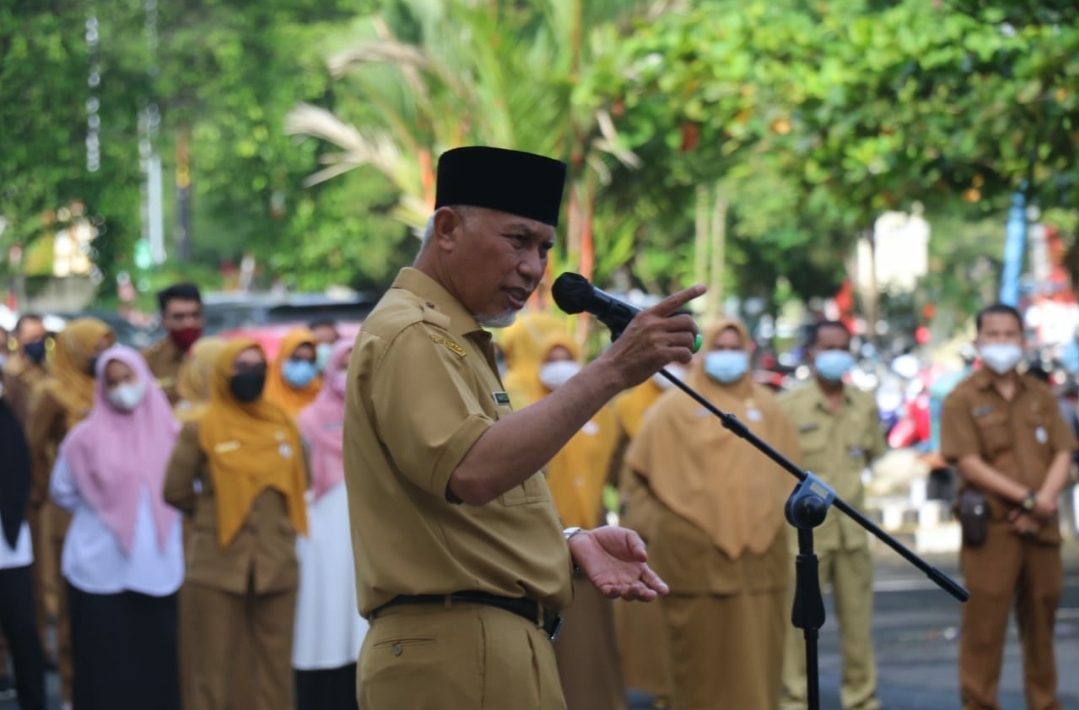 Pimpin Apel Pagi Dinas Pendidikan, Gubernur Sumbar Sampaikan Beberapa Instruksi