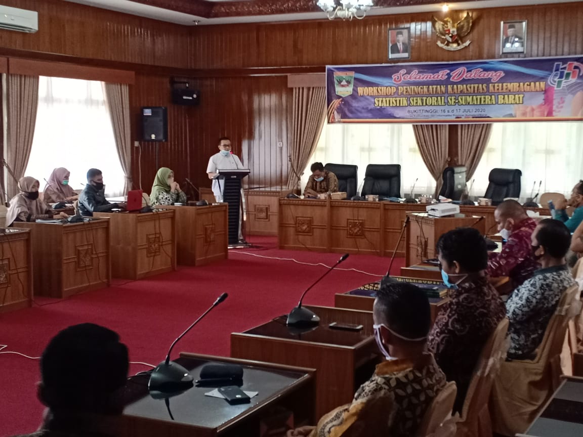 Diskominfo Sumbar gelar Workshop Peningkatan Kapasitas Kelembagaan Statistik Sektoral se Sumatera Barat 