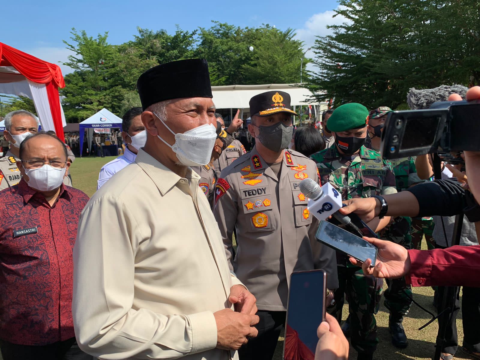 Upayakan Herd Immunity, Forkopimda Sumbar Lombakan Vaksinasi Sumdarsin 