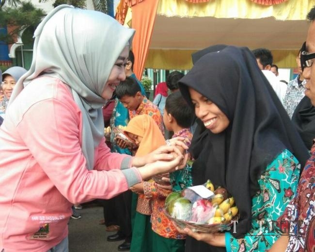 Sebelas Orang Penderita Gizi Buruk Jadi Prioritas TP-PKK Pesisir Selatan