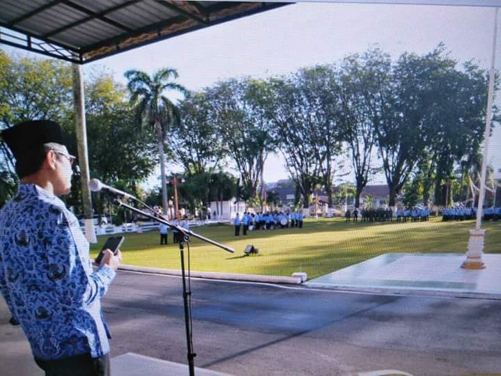 Pimpin Apel Pagi, Gubernur Irwan Prayitno : Pegang Teguh Janji dan Sumpah ASN