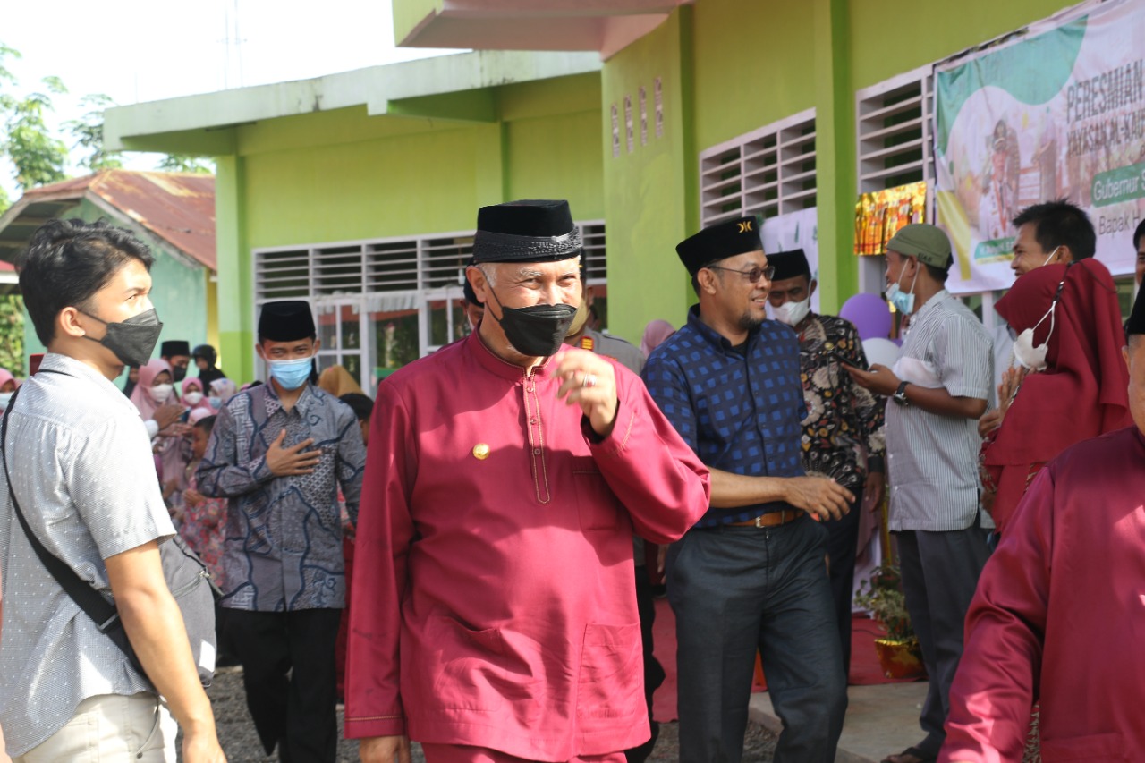 Gubernur Mahyeldi Apresiasi Semangat Cinta Qur'an Masyarakat Siguntur