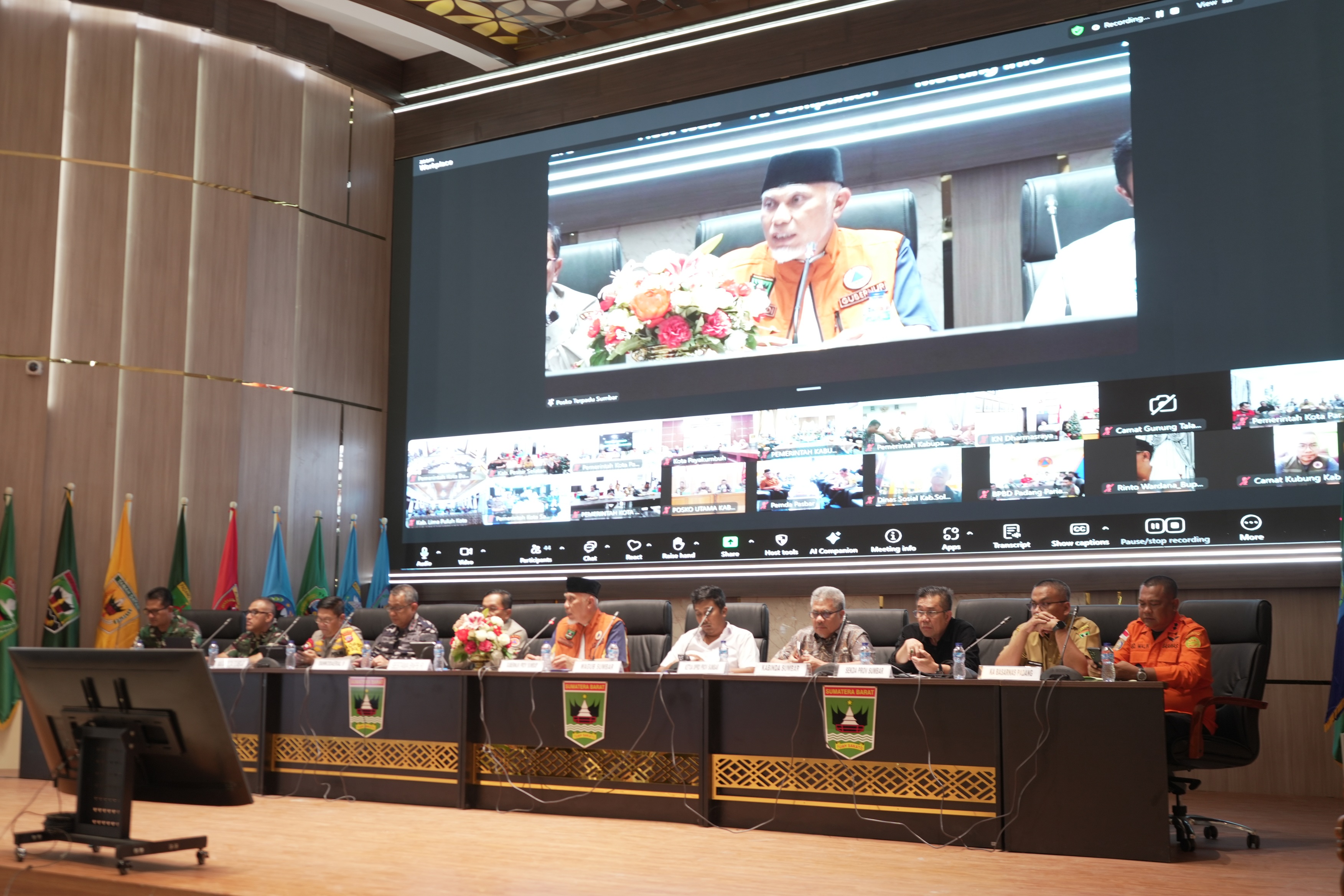 Masuk Masa Transisi Pemulihan Bencana, Gubernur Sumbar Tekankan Pentingnya Keakuratan Data dalam Rehab Rekon