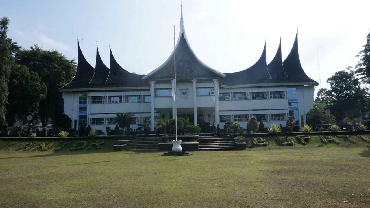 Irdinansyah Berpulang, Pemkab Kibarkan Bendera Setengah Tiang