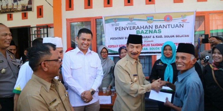 BUPATI SALURKAN RP. 110 JUTA BANTUAN BAZNAS
