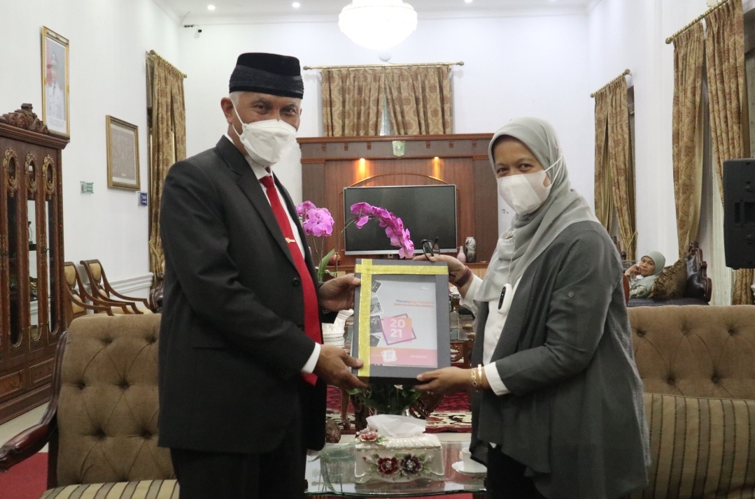 Laporan Pengawasan BPKP Sumbar Tahun 2021 Diterima Gubernur