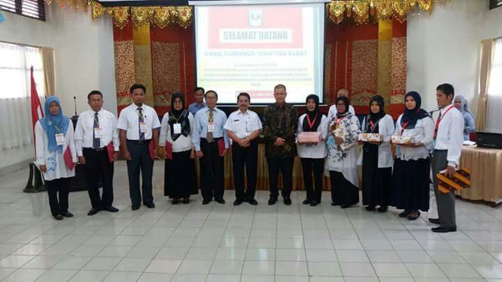 Wagub Sumbar Drs. H. Nasrul Abit Dt. Malintang Panai Tutup Training Of Trainers ( TOT ) Ravolusi Mental dan Diklat Teknis Pengelolaan Barang Milik Daerah Bagi Aparatur di Lingkungan Pemerintah Provinsi, Kabupaten/Kota se Sumatera Barat Tahun 2017