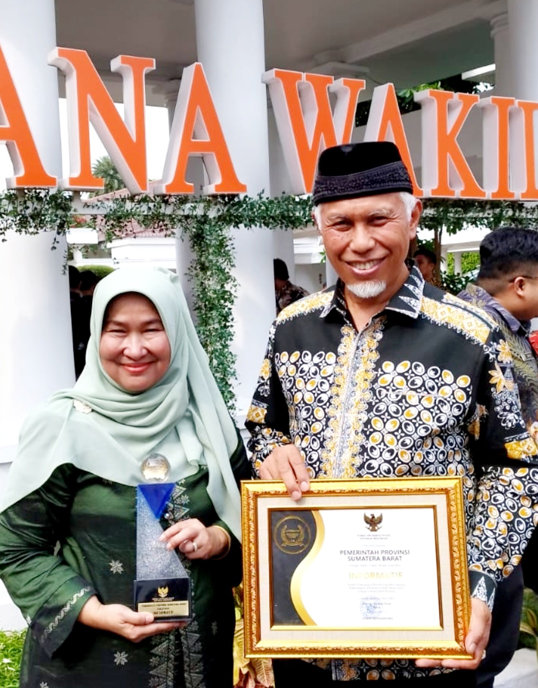 Pemprov Sumbar Raih Predikat Informatif pada Anugerah Keterbukaan Informasi Publik 2023
