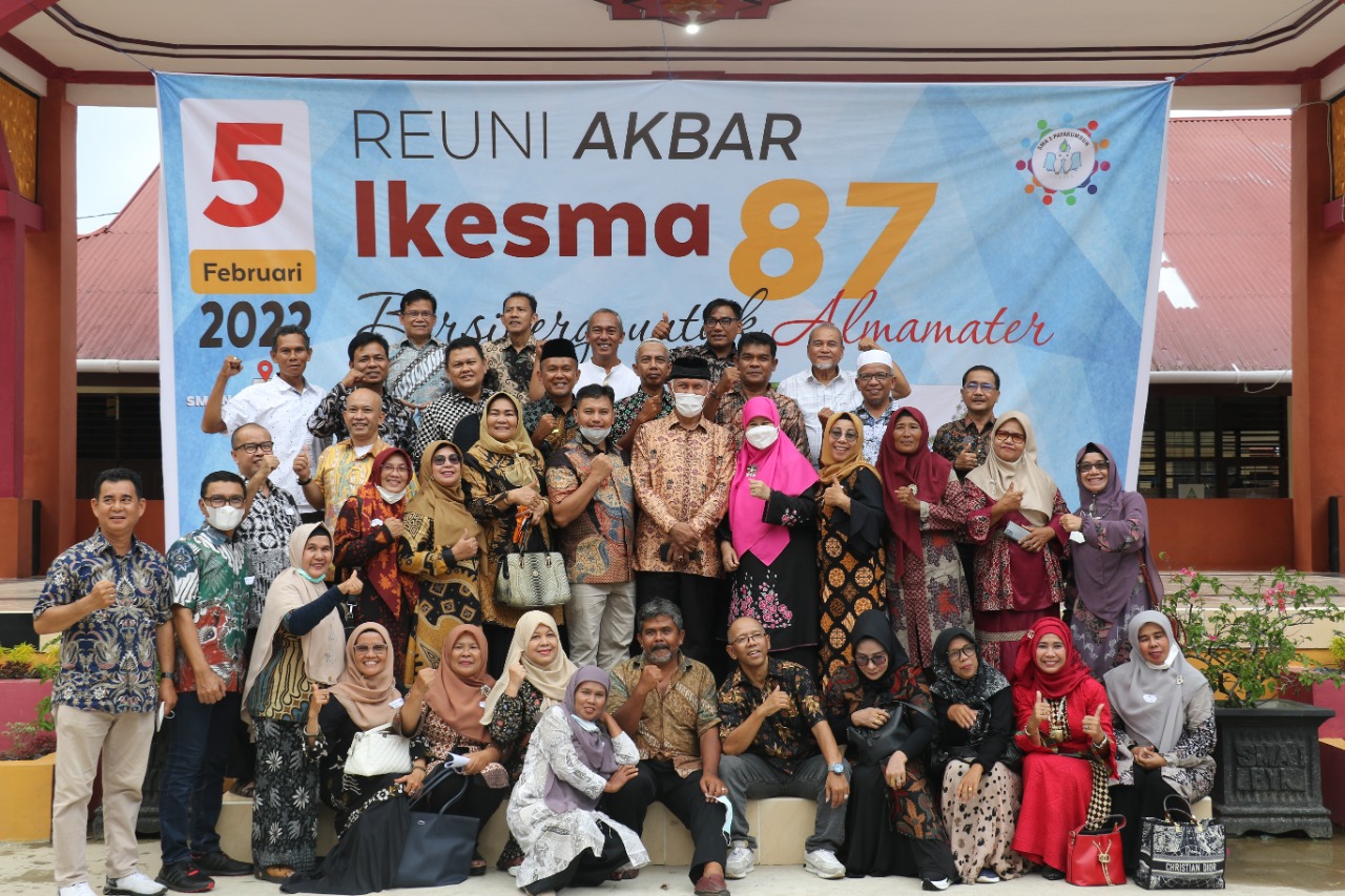 Ajak Alumni Bangun Sinergitas, Gubernur Mahyeldi Hadiri Reuni Akbar IKESMA 1 Payakumbuh Angkatan 87