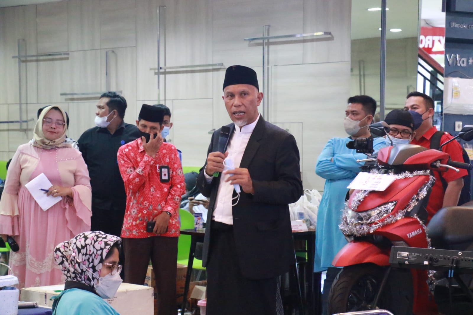 Targetkan 2 Ribu Kantong Darah Selama Ramadhan, Gubernur Sumbar Umrohkan Pendonor 150 Kali