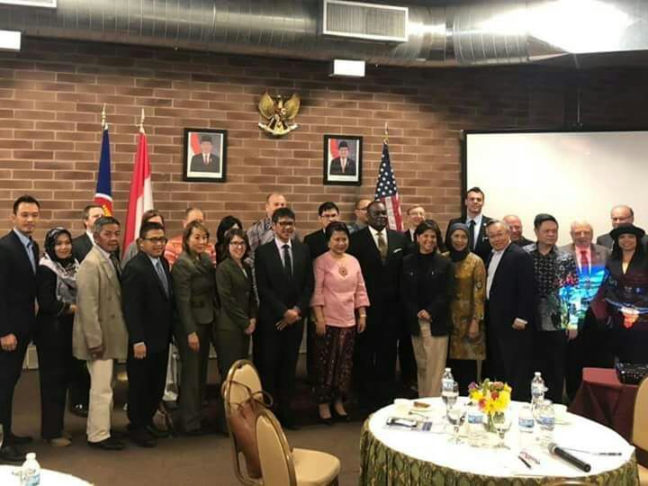 Gubernur Irwan Prayitno : Sumbar Memiliki Peluang Investasi di Sektor Pariwisata,  Energi,  Perikanan dan Transportasi