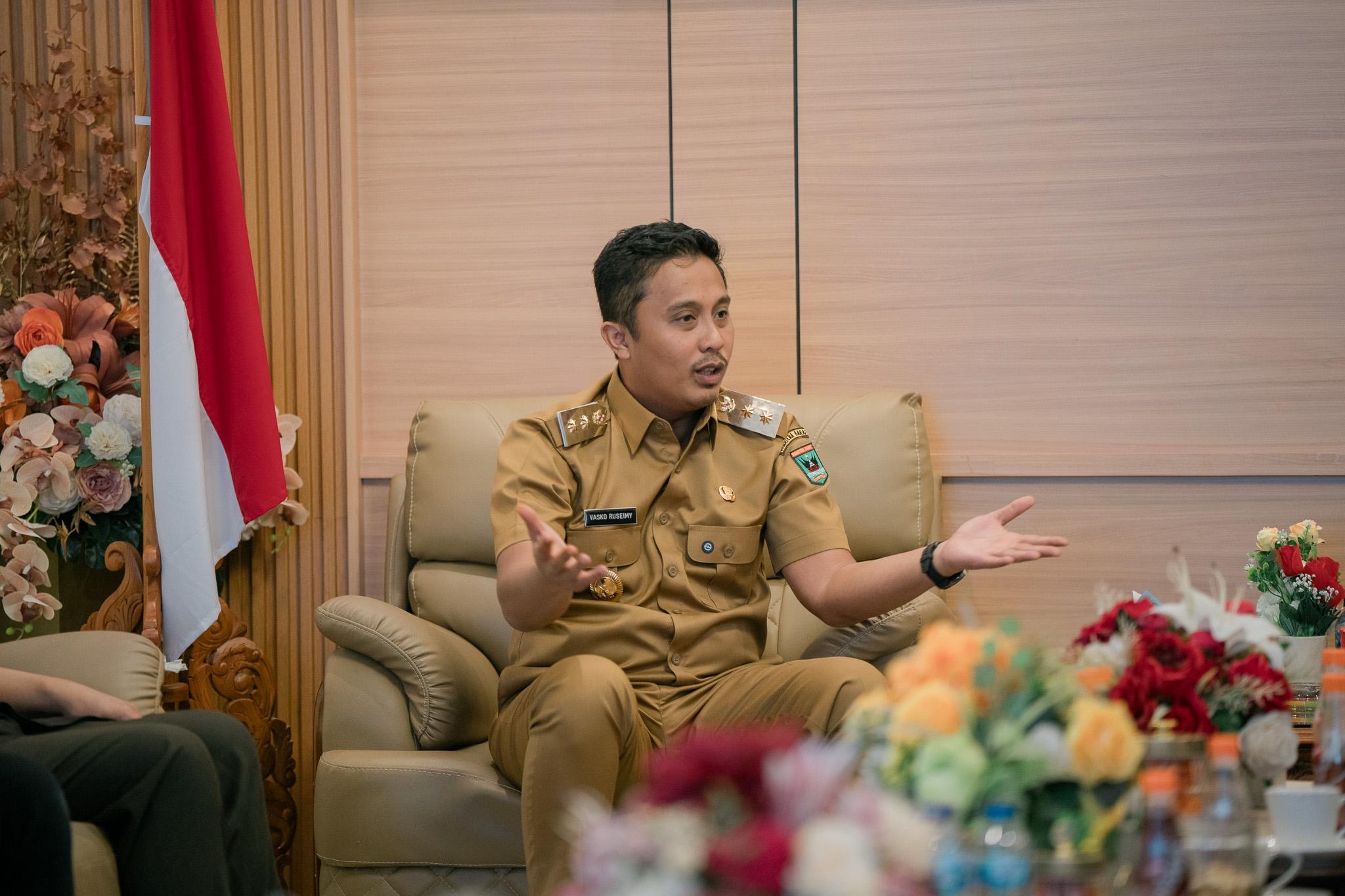 Wagub Vasko Dorong Aktivasi Medsos Birokrat Demi Komunikasi Pemerintah yang Lebih Efektif