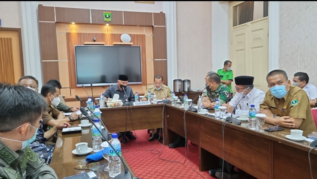 Gelar Rapat Persiapan Nataru, Ini Instruksi Gubernur Mahyeldi