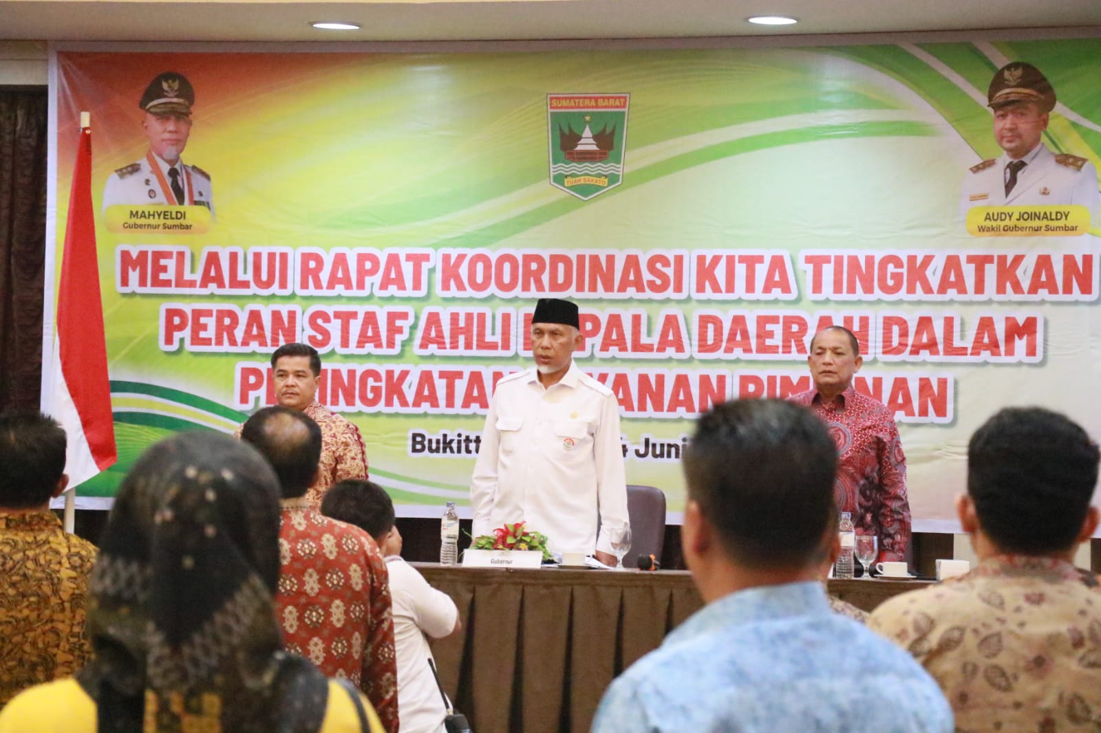 Buka Rakor Staf Ahli, Gubernur Sumbar: Harus Jeli Lihat Potensi Pembangunan Daerah