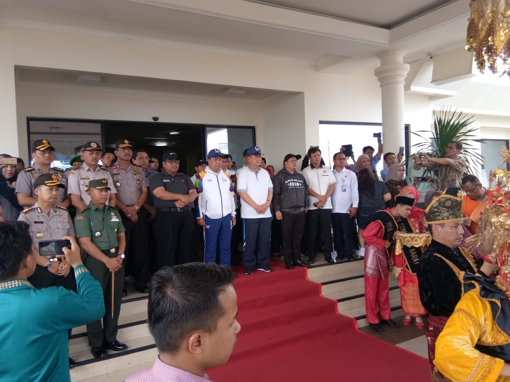 Disambut Wakil Gubernur, Iring Iringan Kirap Api Obor ASIAN GAMES 2018 Bermalam di Bukkittinggi