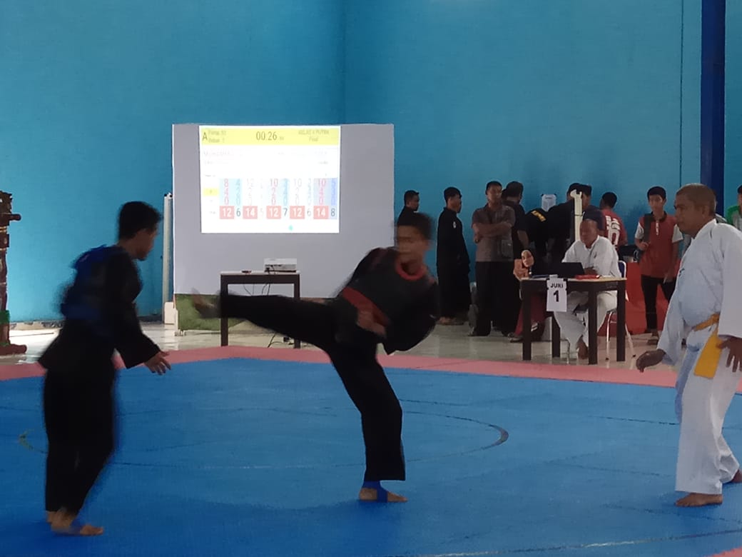 HARI KE EMPAT SUMBAR RAIH 3 EMAS 4 PERAK DI POPWIL