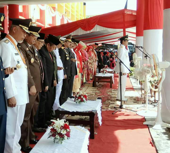 Peringatan Detik-Detik Proklamasi di Halaman Kantor Gubernur Sumbar