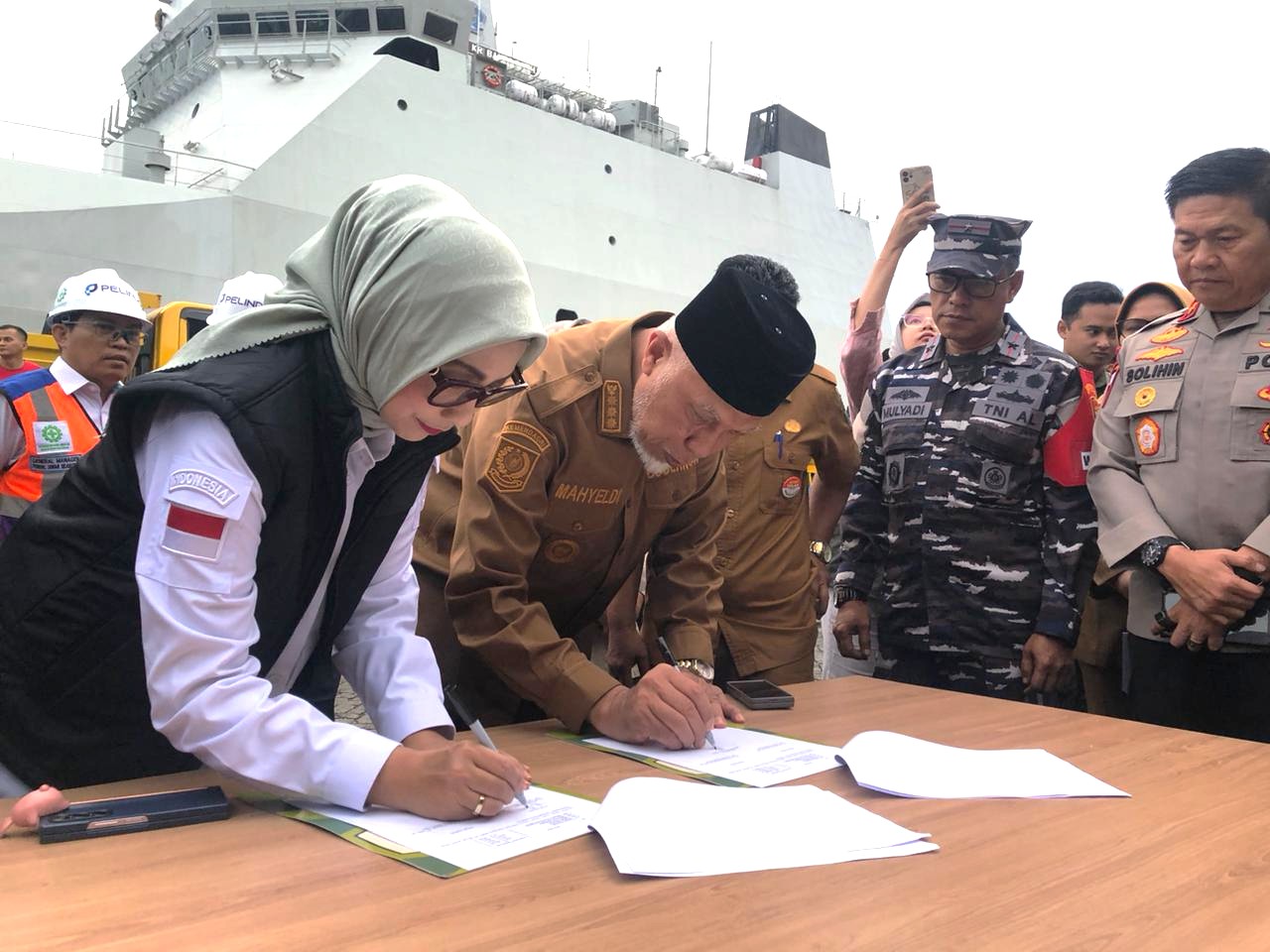 Apresiasi Bantuan Rp 75 Miliar dari Kementan, Gubernur Mahyeldi Soroti Prioritas Pemulihan 25.000 Hektare Lahan Pertanian