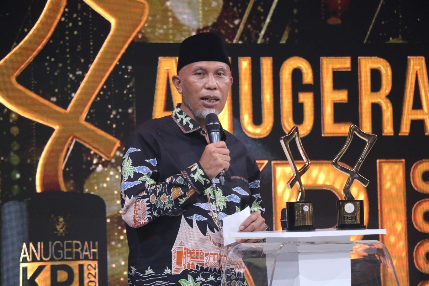 Sumbar Daerah Peduli Penyiaran 2022, Terima Anugerah Bergengsi Dari KPI